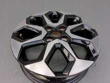 Laden Sie das Bild in den Galerie-Viewer, 1x Alufelge 15 Zoll 4.5&quot; 4x100 35ET 42611-0H050 Toyota Aygo Rim Wheel