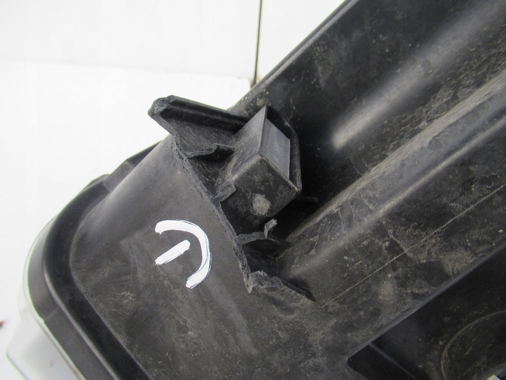 Frontscheinwerfer VW Amarok 2H3941032 Xenon Rechts Scheinwerfer Headlight SCH5050805692sj