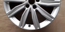 Load image into Gallery viewer, 1x Alufelge 19 Zoll 8.0&quot; 5x112 39ET Glanz Silber 4K0601025M Audi A6 C8 Rim Wheel