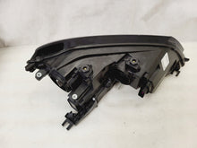Laden Sie das Bild in den Galerie-Viewer, Frontscheinwerfer VW Sharan 7n1 7N1941005 Ein Stück (Rechts oder Links)