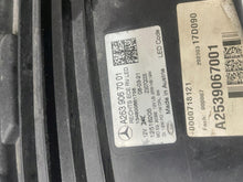 Laden Sie das Bild in den Galerie-Viewer, Frontscheinwerfer Mercedes-Benz Glc A2539067001 Rechts Scheinwerfer Headlight SCH6058332030cu