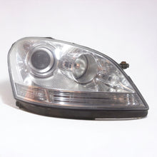 Load image into Gallery viewer, Frontscheinwerfer Mercedes-Benz W164 Xenon Ein Stück (Rechts oder Links)
