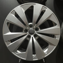 Laden Sie das Bild in den Galerie-Viewer, 4x Alufelge 19 Zoll 8.5" 5x112 20ET Glanz Silber 4M8601025 Audi Rim Wheel FEL9035847364eu