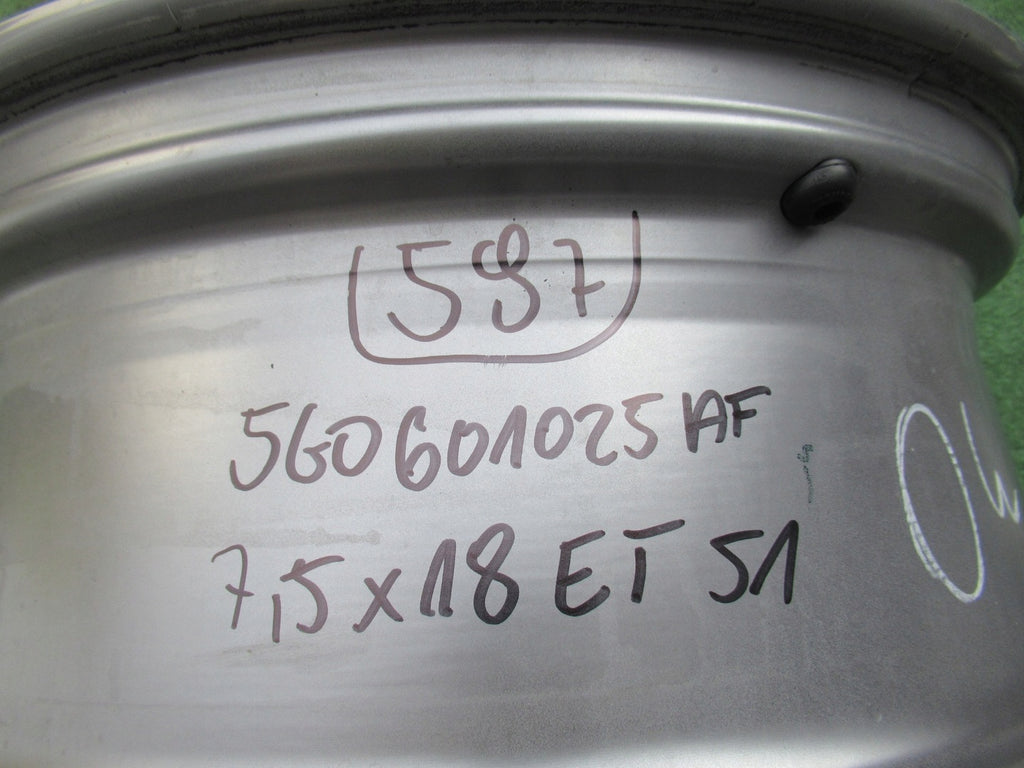 1x Alufelge 18 Zoll 7.5" 5x112 51ET Glanz Grau 5G0601025AF VW Golf Rim Wheel
