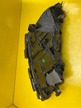 Laden Sie das Bild in den Galerie-Viewer, Frontscheinwerfer Tesla 3 1760888-00-F LED Links Scheinwerfer Headlight