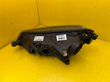 Laden Sie das Bild in den Galerie-Viewer, Frontscheinwerfer Skoda Superb III 3V1941016A Xenon Rechts Headlight SCH5441811029ik