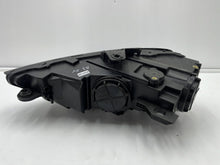 Load image into Gallery viewer, Frontscheinwerfer Audi A3 8V0941006E Xenon Ein Stück (Rechts oder Links) SCH2506365013gd