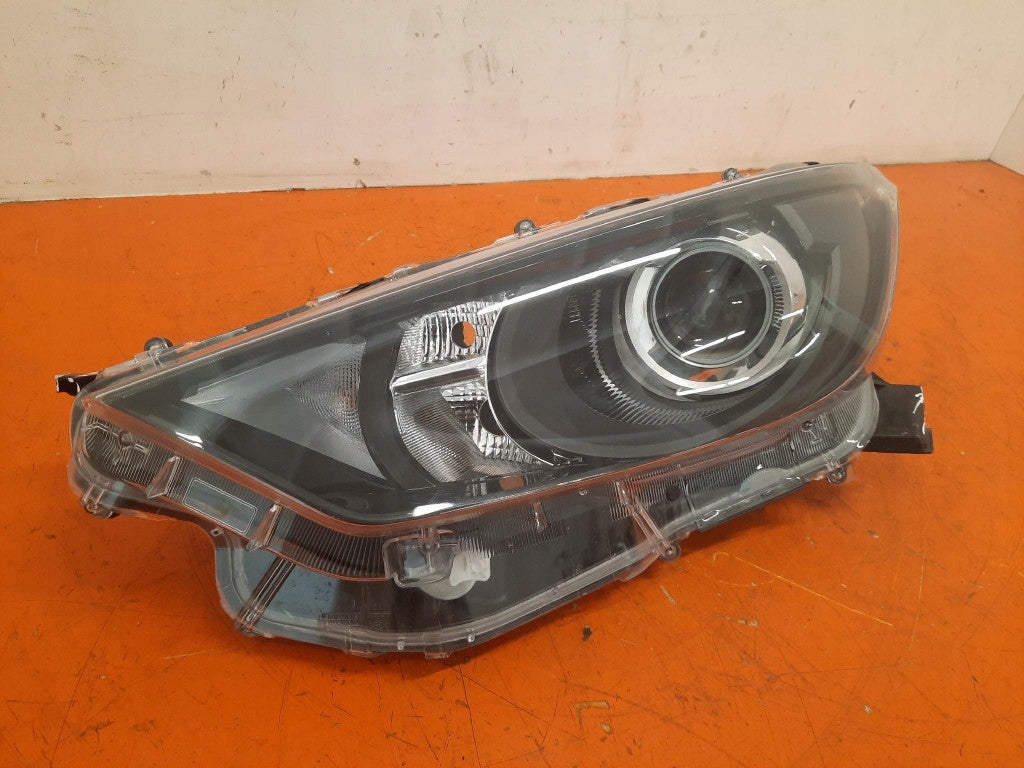 Frontscheinwerfer Toyota Yaris EU-K06 Links Scheinwerfer Headlight SCH5141667782ez