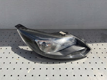 Laden Sie das Bild in den Galerie-Viewer, Frontscheinwerfer Ford Focus BM51-13W029-CF Rechts Scheinwerfer Headlight SCH1932601057mz