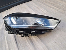 Load image into Gallery viewer, Frontscheinwerfer VW Sportsvan 517941032B Xenon Rechts Scheinwerfer Headlight SCH2948810415mw