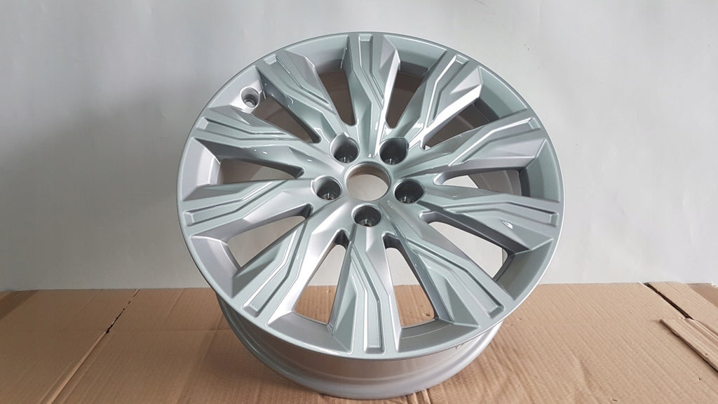 1x Alufelge 18 Zoll 7.5" 5x112 39ET 75JX18 Audi A4 B9 Rim Wheel FEL3771312579ne