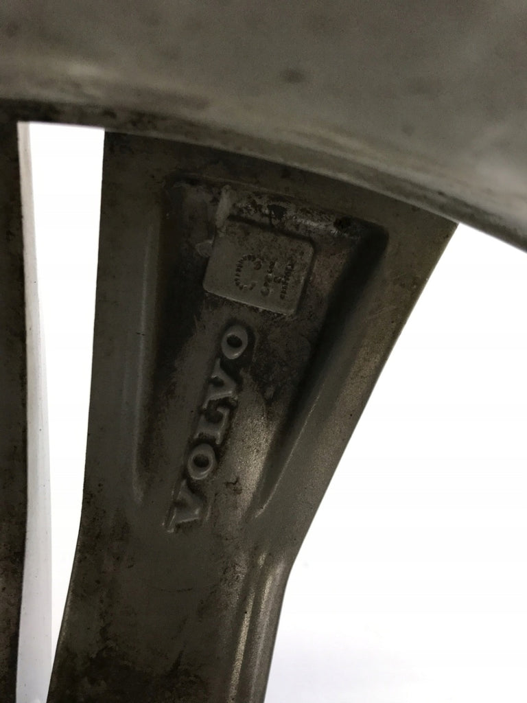 1x Alufelge 18 Zoll 8.0" 5x108 42ET Glanz Silber 32243390 Volvo V60 S60 FEL8566453302sq