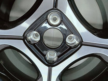 Laden Sie das Bild in den Galerie-Viewer, 1x Alufelge 17 Zoll 6.5" 4x108 20ET Glanz Schwarz 13469372 Citroën C3 Aircross FEL1740326071mv