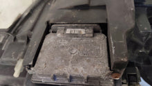 Laden Sie das Bild in den Galerie-Viewer, Frontscheinwerfer Renault Laguna III 89901837 Xenon Rechts Headlight SCH8626170066zf