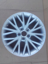 Load image into Gallery viewer, 1x Alufelge 18 Zoll 7.0" 5x114.3 C-PW457-10004 Toyota Chr C-Hr Rim Wheel FEL7013019156up