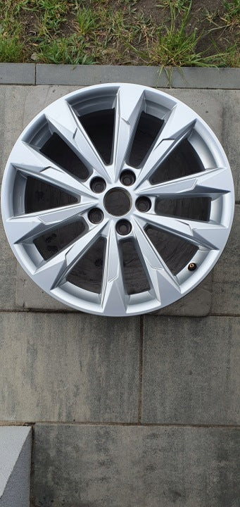 1x Alufelge 18 Zoll 7.0" 5x112 43ET 83A601025G Audi Q3 Sportback F3n Rim Wheel FEL2168421929qo