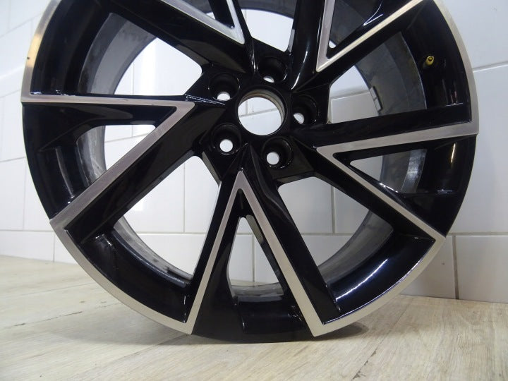 1x Alufelge 18 Zoll 7.0" 5x112 39ET 657601025G Skoda Scala Rim Wheel FEL5271107757we