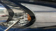 Load image into Gallery viewer, Frontscheinwerfer Hyundai I30 92101-A6080 Links Scheinwerfer Headlight