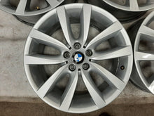 Laden Sie das Bild in den Galerie-Viewer, 4x Alufelge 19 Zoll 8.5" 5x120 33ET Glanz Silber 6790178 BMW 5 F11 6 F06 F10 F07 FEL2746567039vz