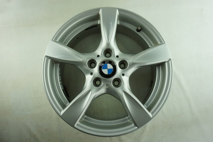 1x Alufelge 17 Zoll 6.5" 5x120 47ET Glanz Silber 6795561 BMW 1 E81 E87 Rim Wheel FEL3862552840cw