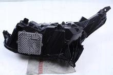 Laden Sie das Bild in den Galerie-Viewer, Frontscheinwerfer Land Rover Range Velar L8A2-13W029-EA Rechts Headlight