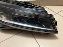 Load image into Gallery viewer, Frontscheinwerfer Skoda Superb III 3V1941016E Full LED Rechts Headlight SCH6661468460fk