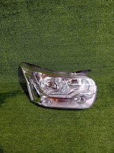 Load image into Gallery viewer, Frontscheinwerfer Ford Transit BK3113D152-BF Rechts Scheinwerfer Headlight SCH9782627455ms