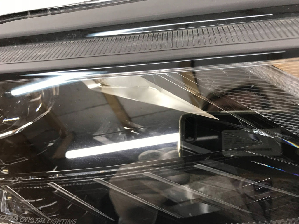 Frontscheinwerfer Skoda Octavia IV 5E4941016A Rechts Scheinwerfer Headlight SCH3978798452pp