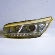 Load image into Gallery viewer, Frontscheinwerfer Kia Ceed 92101A2220 92101-A2220 Xenon Links Headlight