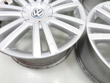 Load image into Gallery viewer, 4x Alufelge 17 Zoll 7.0" 5x112 47ET Silber 1T0601025F VW Passat Touran Caddy I FEL1349932533dj