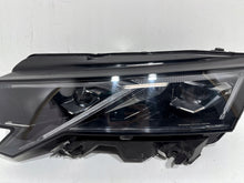 Load image into Gallery viewer, Frontscheinwerfer Skoda Octavia I 5E4941035 Links Scheinwerfer Headlight SCH1274027938ap