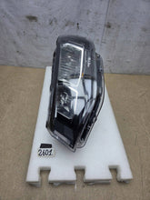 Load image into Gallery viewer, Frontscheinwerfer VW Caddy V 2K8941005D Links Scheinwerfer Headlight SCH3138592621gj