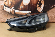 Load image into Gallery viewer, Frontscheinwerfer Audi A4 B9 LED Links Scheinwerfer Headlight