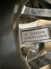 Load image into Gallery viewer, 1x Alufelge 17 Zoll 7.0" 5x112 41ET Glanz Schwarz BM00379 BMW Rim Wheel FEL4095671871va