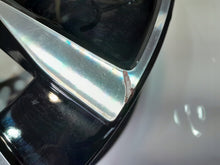 Laden Sie das Bild in den Galerie-Viewer, 1x Alufelge 17 Zoll 6.5" 5x112 44ET Glanz A1774012900 Mercedes-Benz W177 FEL1789564771ne