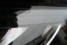 Laden Sie das Bild in den Galerie-Viewer, Frontscheinwerfer Skoda Enyaq 5LB941016 LED Rechts Scheinwerfer Headlight