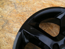 Load image into Gallery viewer, 1x Alufelge 17 Zoll 7.0&quot; 5x110 35ET 13188806 Opel Astra Vectra Zafira Rim Wheel