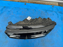 Laden Sie das Bild in den Galerie-Viewer, Frontscheinwerfer Skoda Octavia IV 5E4941015 Links Scheinwerfer Headlight SCH4525972029kk