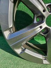 Laden Sie das Bild in den Galerie-Viewer, 1x Alufelge 17 Zoll 7.0" 5x112 6898044 BMW 2 Active Tourer U06 Rim Wheel FEL2959888061if
