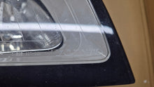 Laden Sie das Bild in den Galerie-Viewer, Frontscheinwerfer Kia I S40 8739647 Ein Stück (Rechts oder Links) Headlight SCH2538095527tj