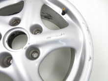 Laden Sie das Bild in den Galerie-Viewer, 1x Alufelge 17 Zoll 7.0" 5x130 55ET Glanz Silber 99636212400 Porsche Boxster 986 FEL2332489312gc