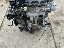 Laden Sie das Bild in den Galerie-Viewer, Motor Peugeot 2008 II HN05 10XVAP 1.2 THP 60TKm Benzin Engine Unkomplett