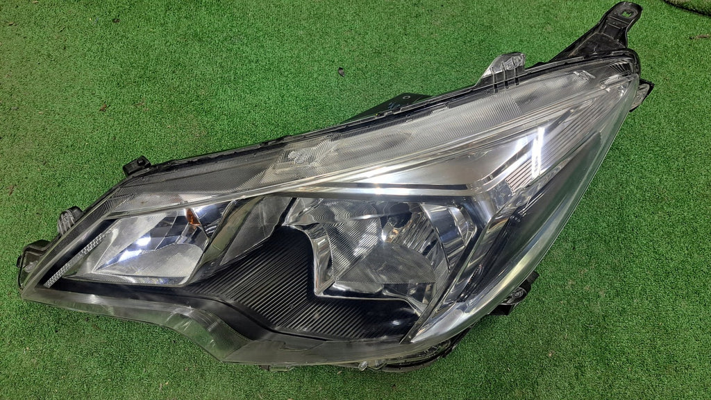 Frontscheinwerfer Mitsubishi Space Star Links Scheinwerfer Headlight