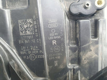 Laden Sie das Bild in den Galerie-Viewer, Frontscheinwerfer Audi Q2 81A941012C Full LED Rechts Scheinwerfer Headlight