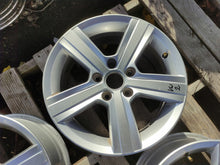 Laden Sie das Bild in den Galerie-Viewer, 4x Alufelge 16 Zoll 6.5" 5x112 46ET Glanz Silber 5G0601025 VW Golf Vii Rim Wheel FEL2260005906zx