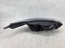 Laden Sie das Bild in den Galerie-Viewer, Frontscheinwerfer Kia Ceed 92101J7050 Links Scheinwerfer Headlight SCH4791669582bt