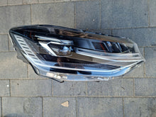 Load image into Gallery viewer, Frontscheinwerfer VW Caddy LED Rechts Scheinwerfer Headlight SCH7376323904au