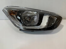 Laden Sie das Bild in den Galerie-Viewer, Frontscheinwerfer Hyundai I 92102-4P500 Rechts Scheinwerfer Headlight