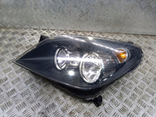Laden Sie das Bild in den Galerie-Viewer, Frontscheinwerfer Opel Astra H 24451032LH Links Scheinwerfer Headlight SCH1547514685jy