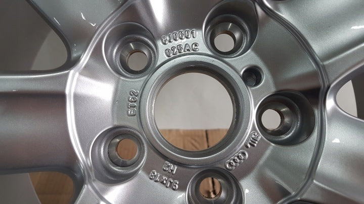 1x Alufelge 18 Zoll 9.0" 5x112 52ET 8J0601025AC Audi Tt Rim Wheel FEL2053560159xv